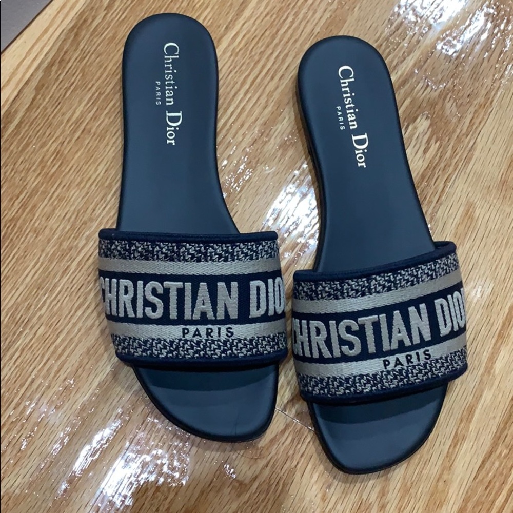 Dior Dway slide